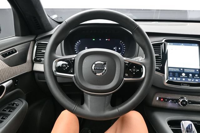Used 2024 Volvo XC90 B6 Ultimate w/ Lounge Package AWD/4WD image 25