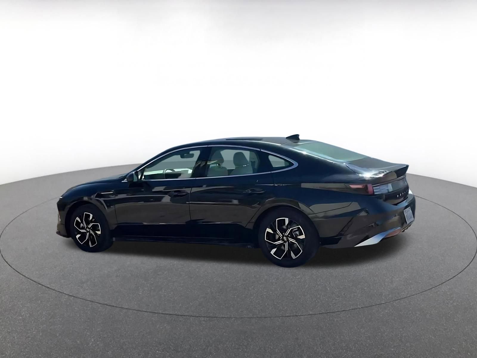 Used 2025 Hyundai Sonata SEL image 10