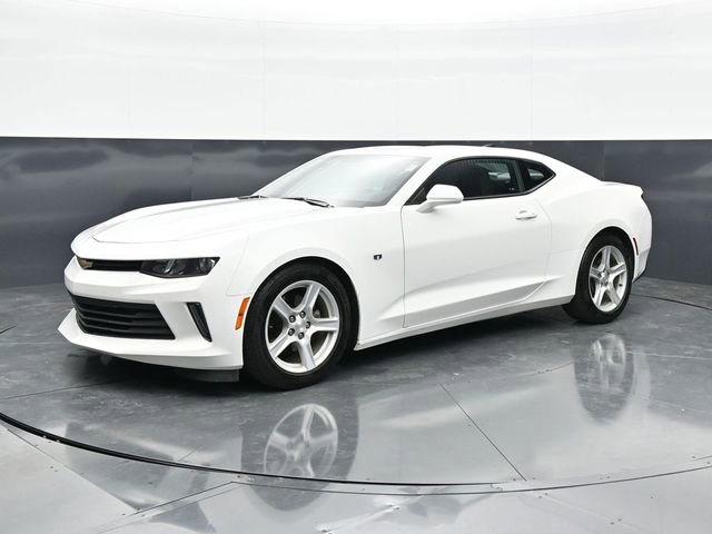 Used 2017 Chevrolet Camaro LT w/ Technology Package RWD image 3
