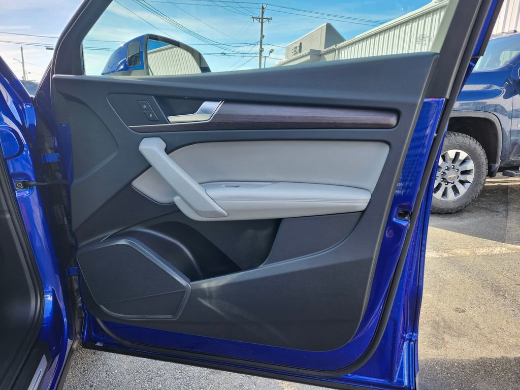 Certified 2022 Audi Q5 2.0T Premium Plus w/ Premium Plus Package image 14