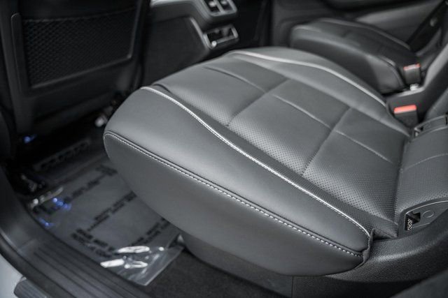 New 2026 Mercedes-Benz GLS 580 4MATIC image 32