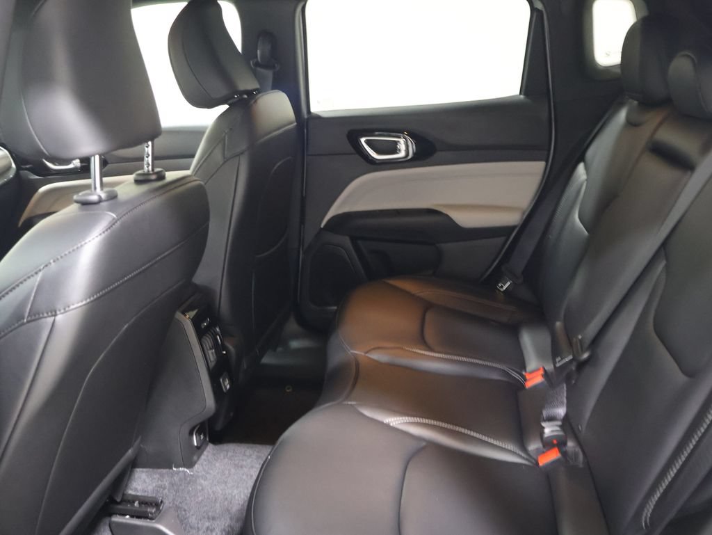 New 2026 Jeep Compass Limited AWD/4WD image 11