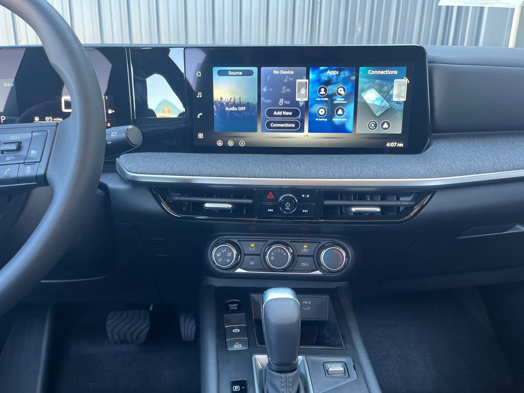 New 2026 Nissan Kicks S FWD image 18