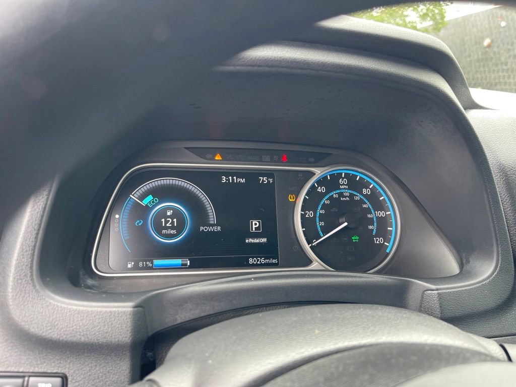 Certified 2024 Nissan Leaf S FWD image 25