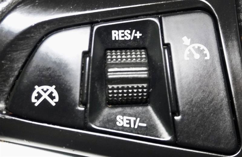 Used 2013 Chevrolet Camaro LT image 21