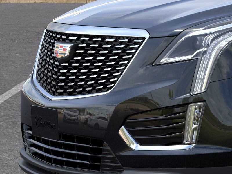 New 2026 Cadillac XT5 Luxury w/ LPO, Floor Liner Package AWD/4WD image 15