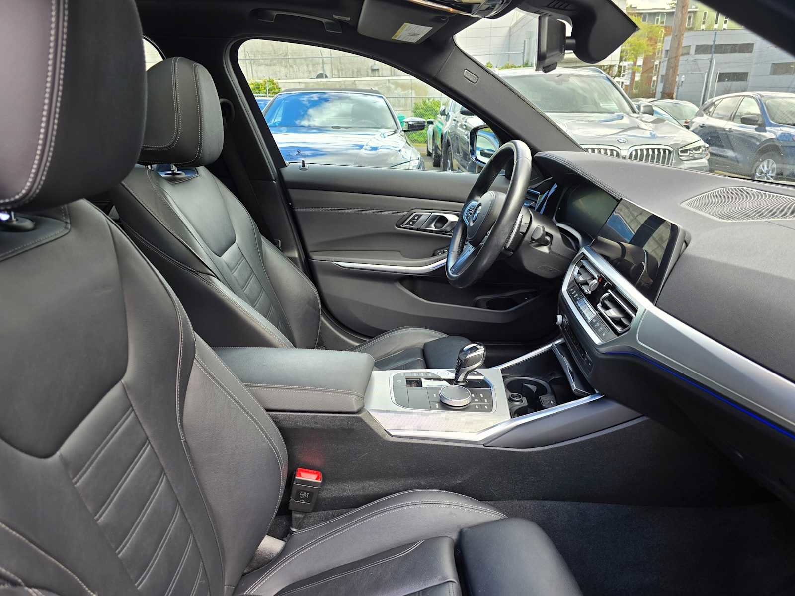 Used 2021 BMW 330i xDrive Sedan w/ M Sport Package image 10