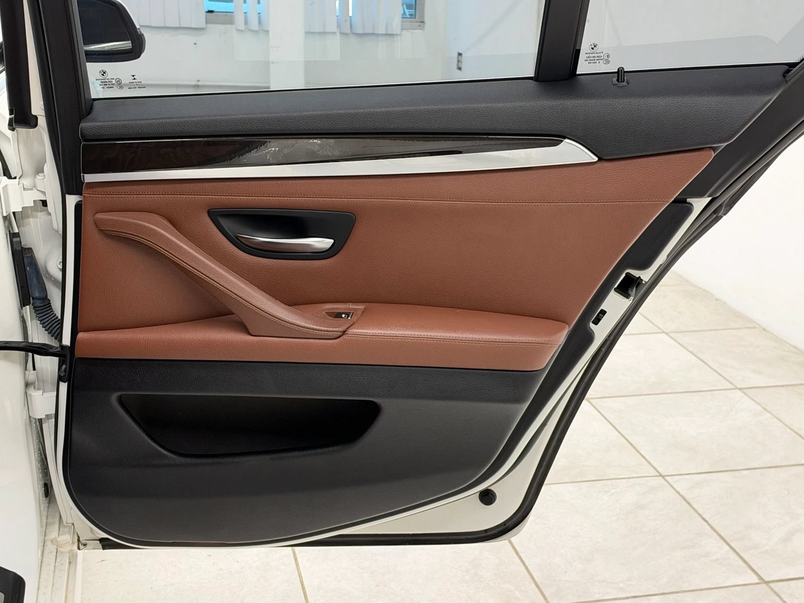 Used 2015 BMW 528i Sedan RWD image 21