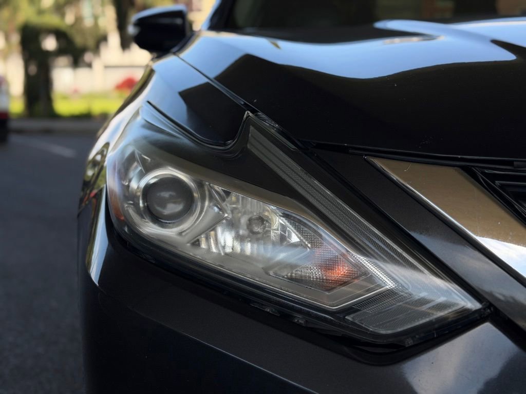Used 2017 Nissan Altima 2.5 SL FWD image 11