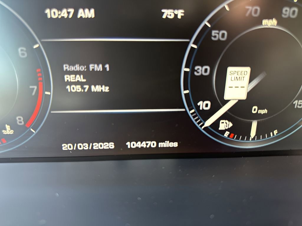 Used 2016 Land Rover Range Rover HSE image 22