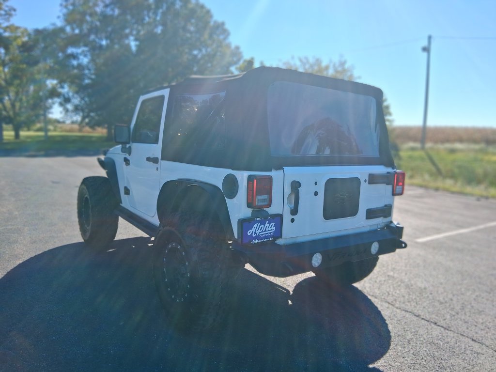 Used 2016 Jeep Wrangler Sport AWD/4WD image 5