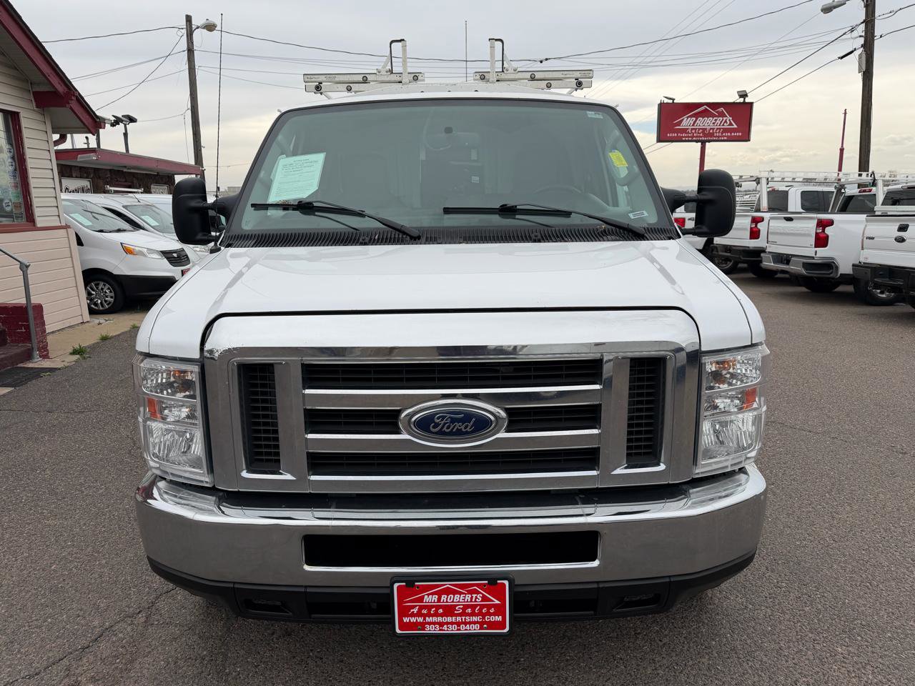 Used 2019 Ford E-350 and Econoline 350 Super Duty w/ Power Windows & Locks Group image 3