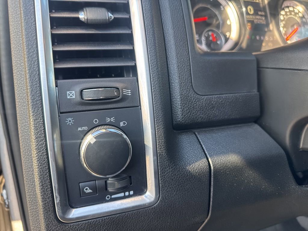 Certified 2021 Chevrolet Silverado 1500 LT image 37