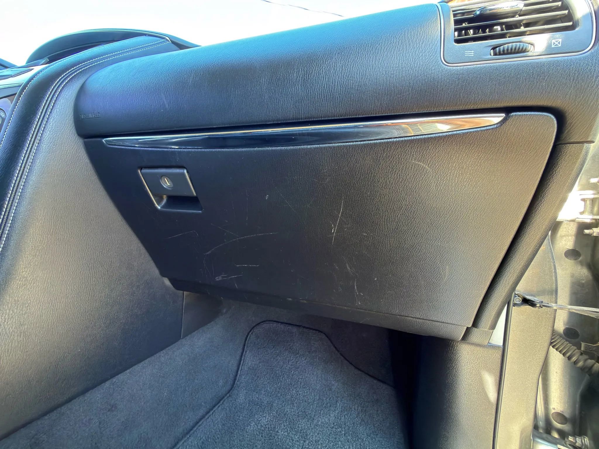 Used 2019 Nissan Armada Platinum w/ Captain's Chairs Package image 4