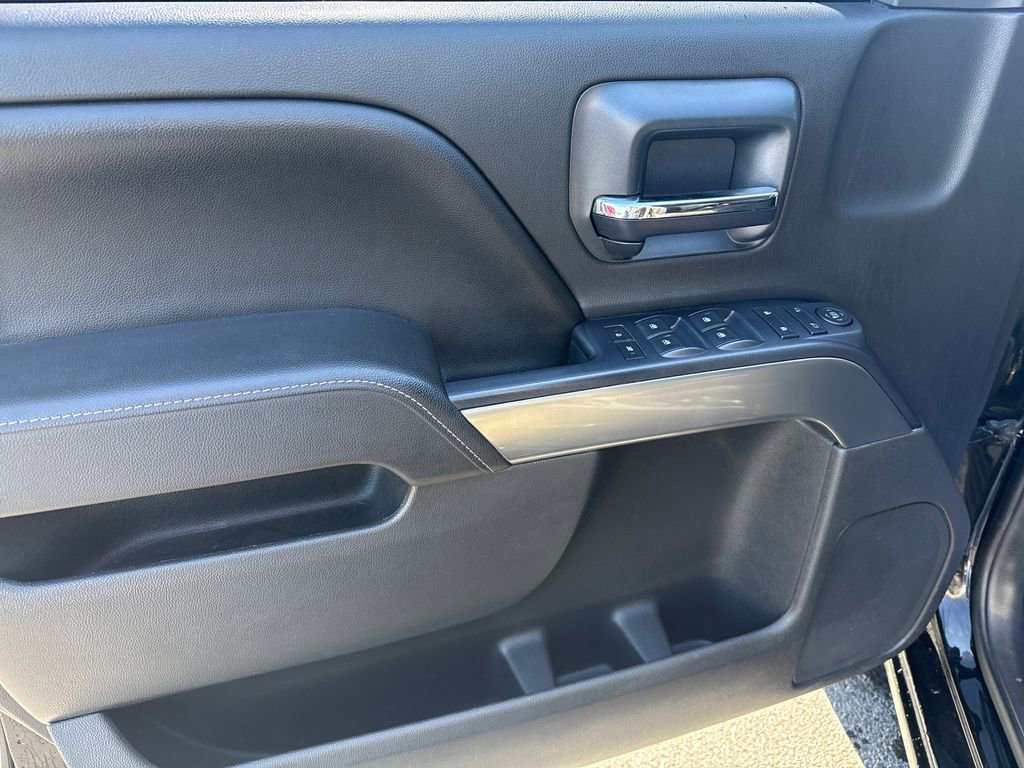 Used 2015 Chevrolet Silverado 1500 LT w/ LT Convenience Package AWD/4WD image 12