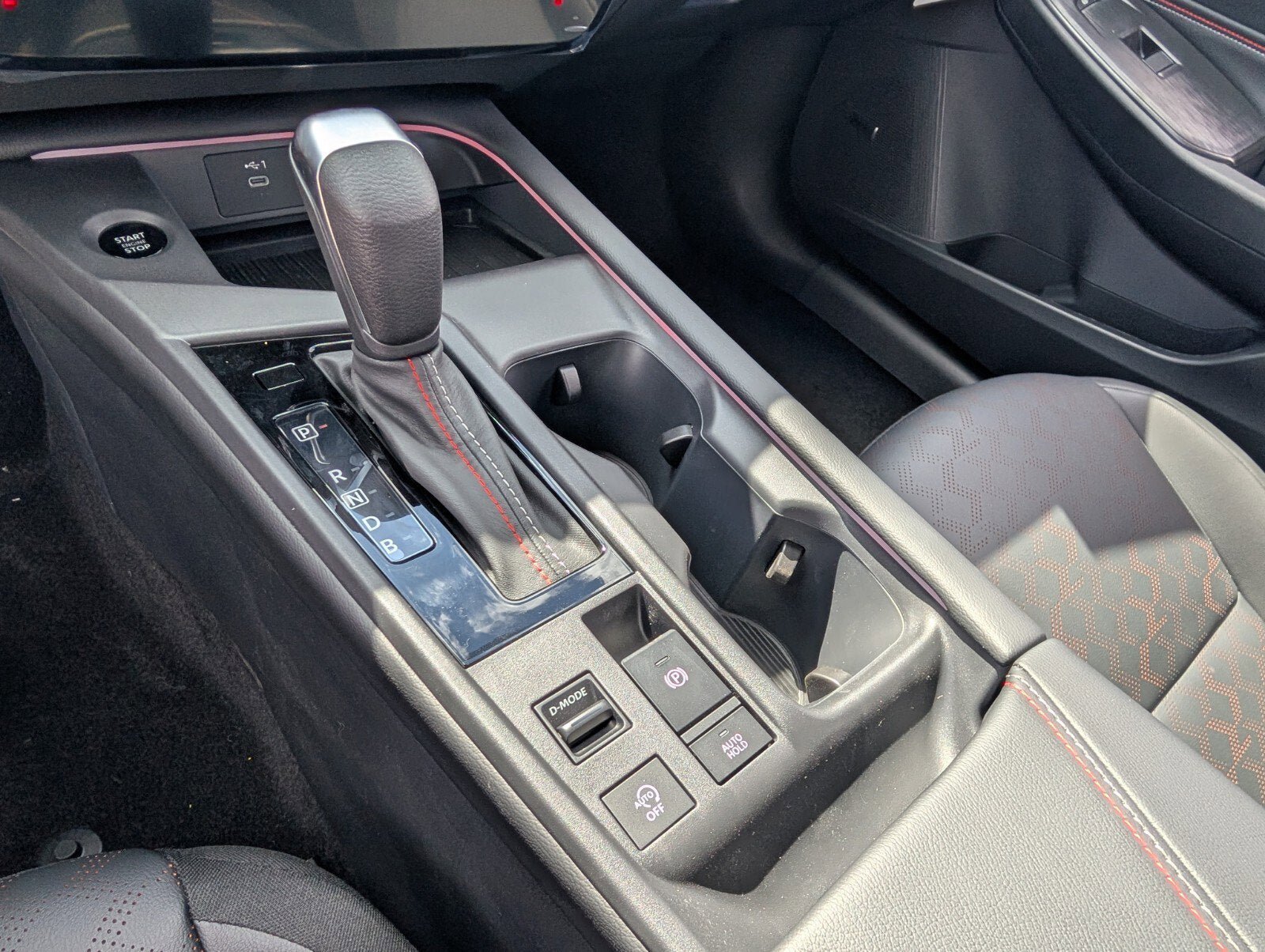 New 2026 Nissan Sentra SR w/ SR Premium Package FWD image 13
