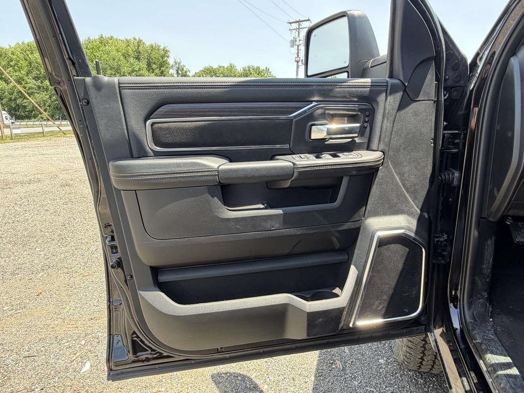 New 2026 RAM 2500 Laramie w/ Night Edition AWD/4WD image 12