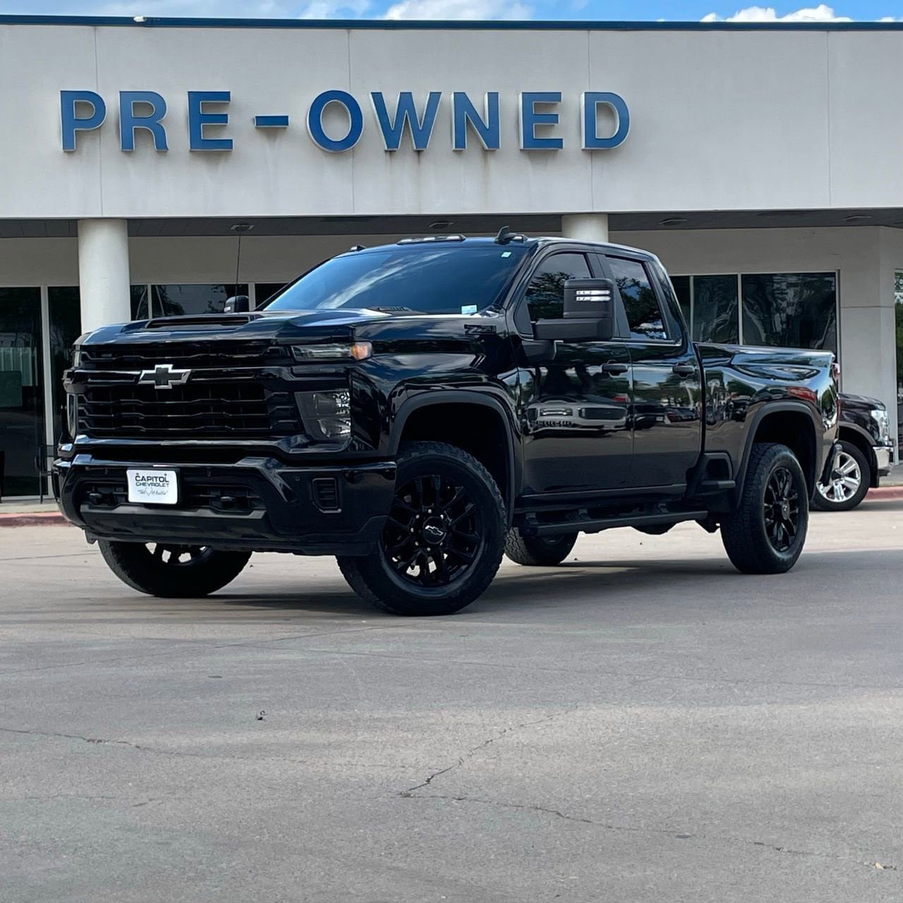 Used 2025 Chevrolet Silverado 2500 Custom w/ Custom Value Package