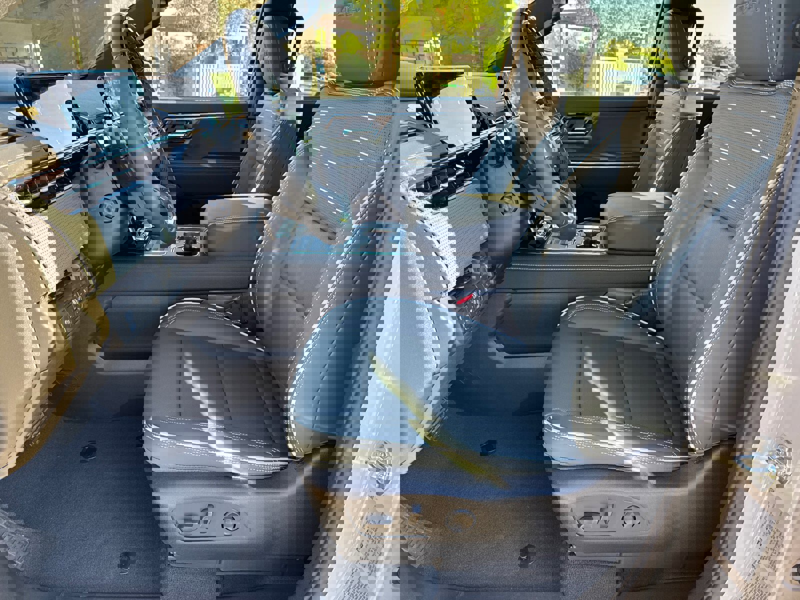 Used 2026 GMC Sierra EV AT4 image 27