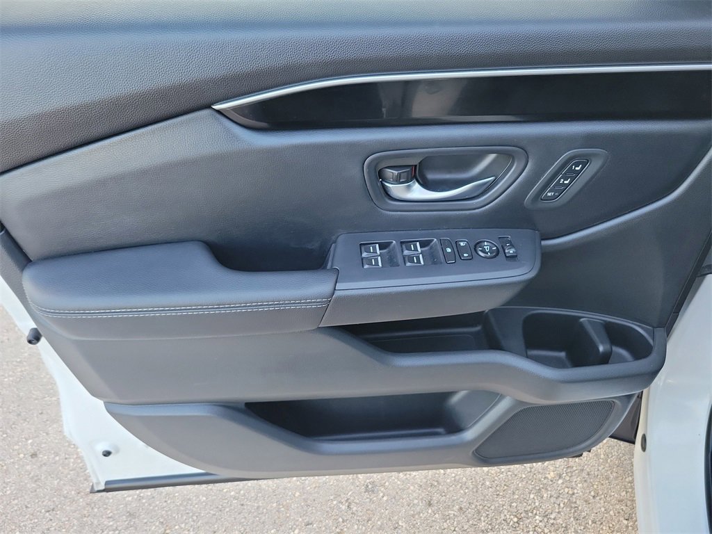 Used 2023 Honda Pilot Touring image 16