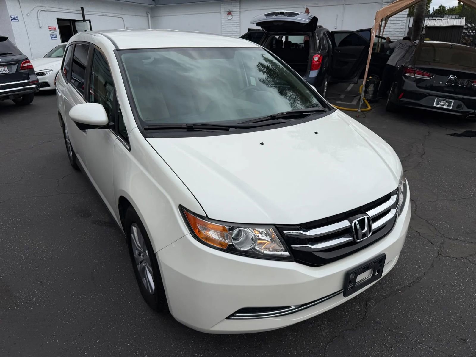 Used 2016 Honda Odyssey EX image 10