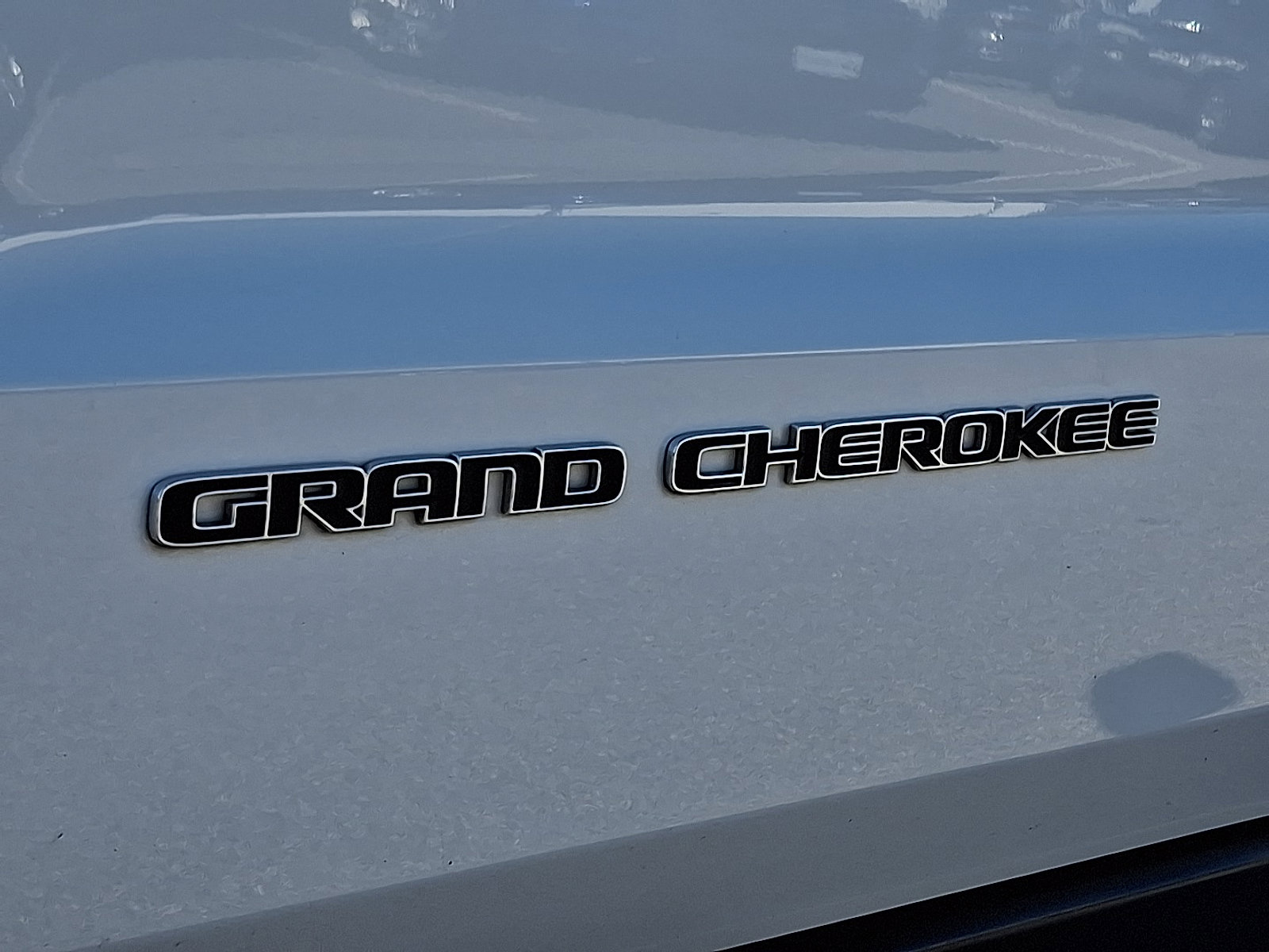 Used 2019 Jeep Grand Cherokee Limited w/ Trailer Tow Group IV image 32