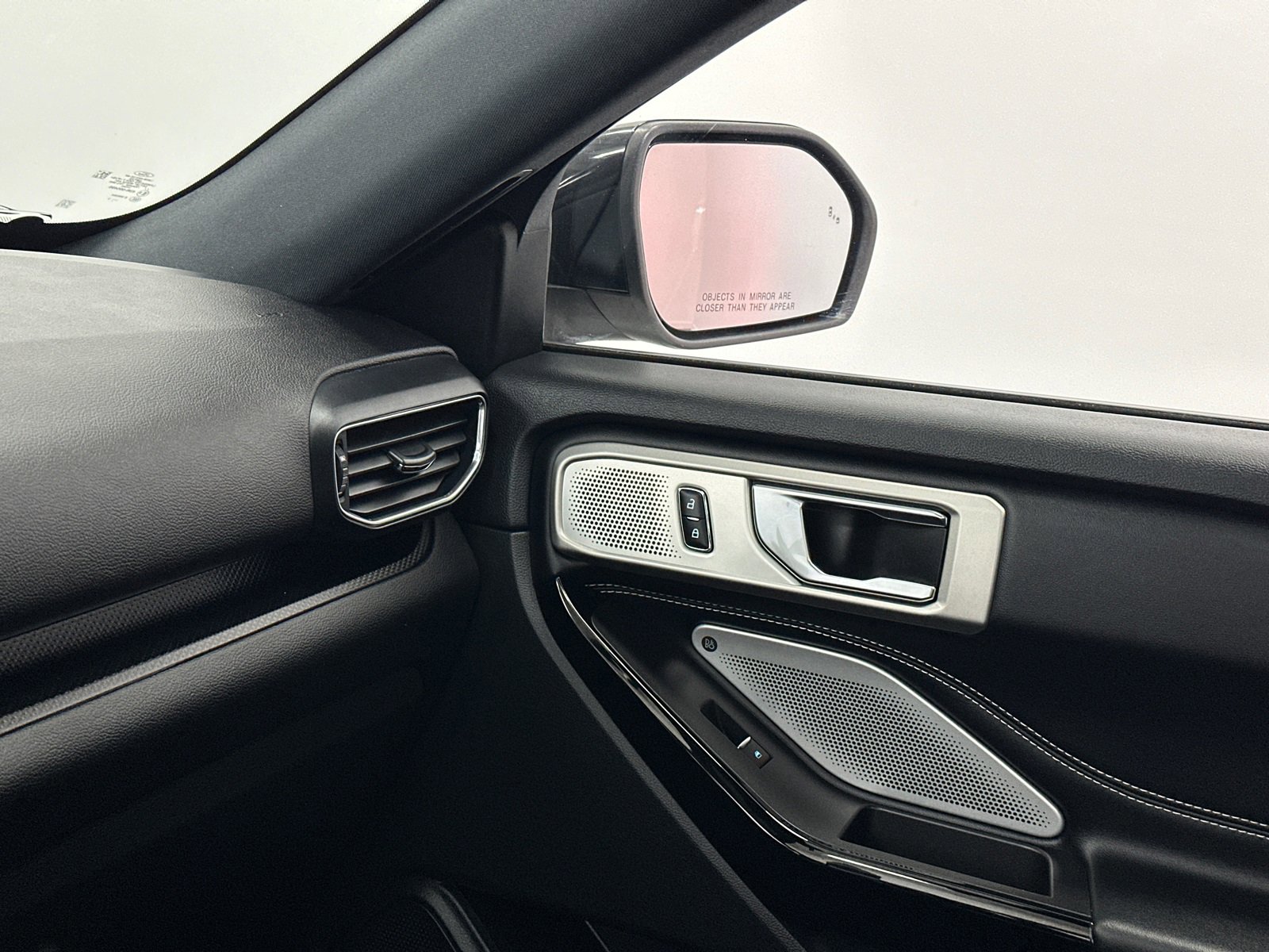 Used 2022 Ford Explorer ST w/ Equipment Group 401A image 34