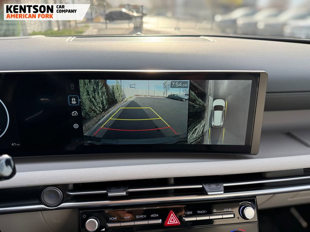 Used 2025 Hyundai Tucson Limited image 32