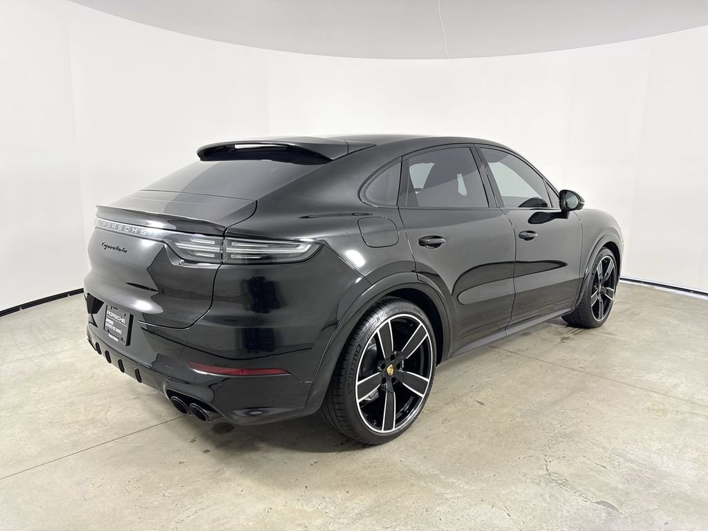 Certified 2023 Porsche Cayenne Turbo AWD/4WD image 7