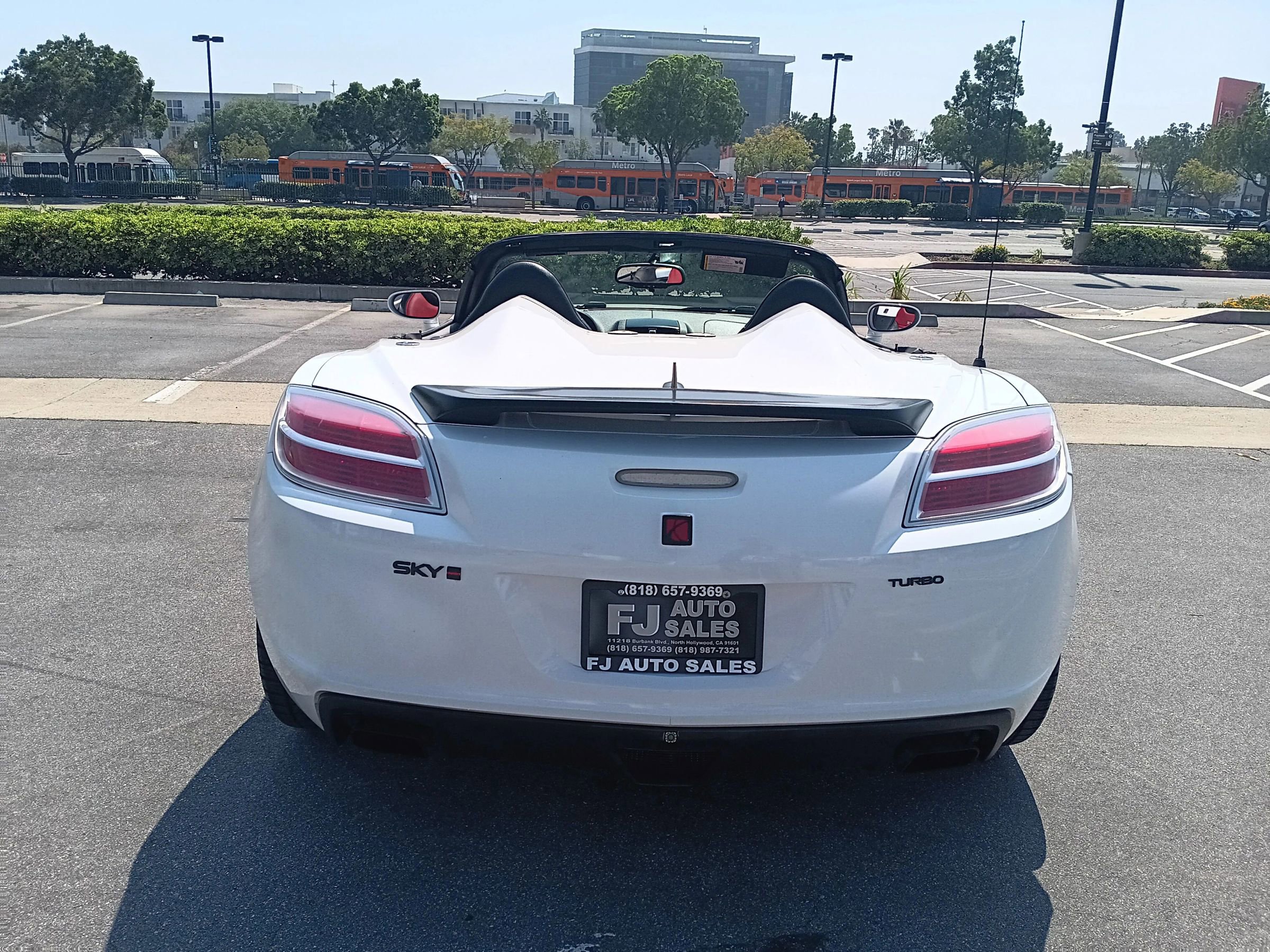 Used 2007 Saturn Sky Red Line image 15