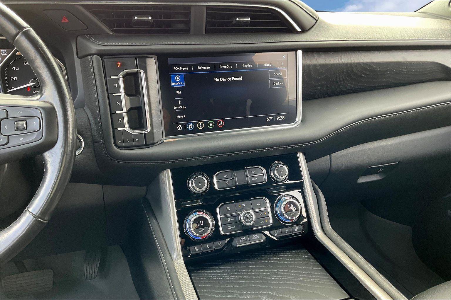 Used 2021 GMC Yukon Denali w/ Advanced Technology Package image 6