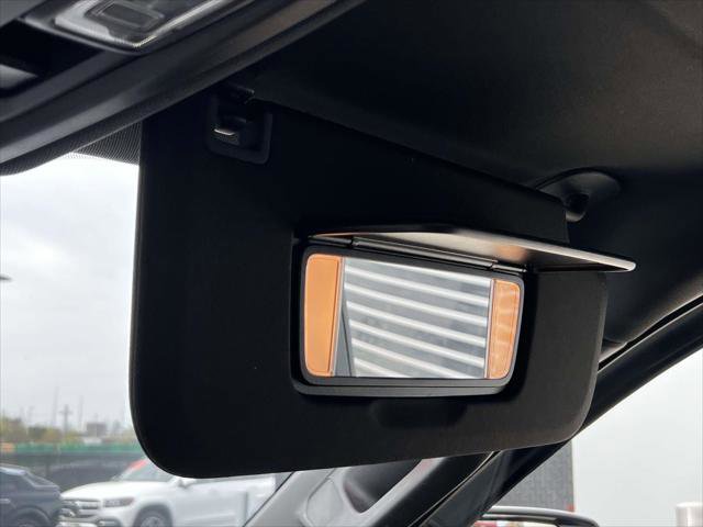 Used 2023 GMC Yukon SLT image 36