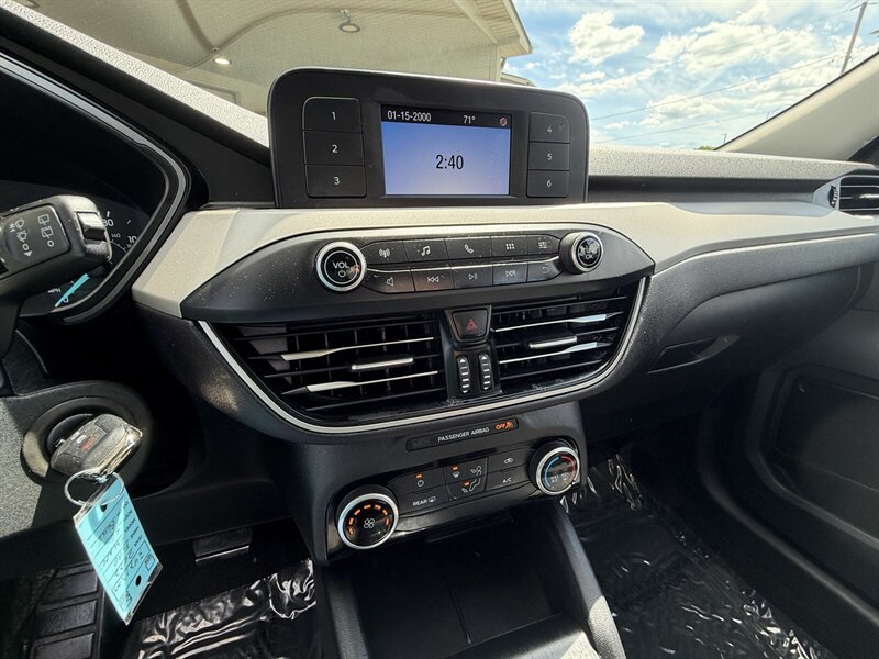 Used 2022 Ford Escape S FWD image 18