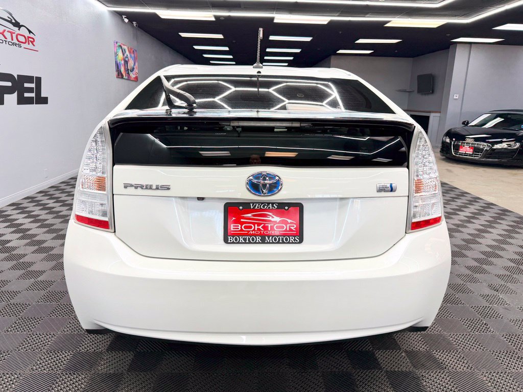 Used 2011 Toyota Prius Four w/ Navigation Pkg FWD image 12