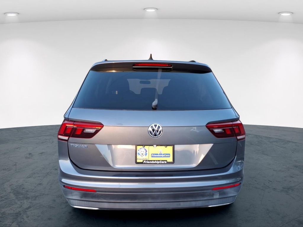 Used 2020 Volkswagen Tiguan S image 8