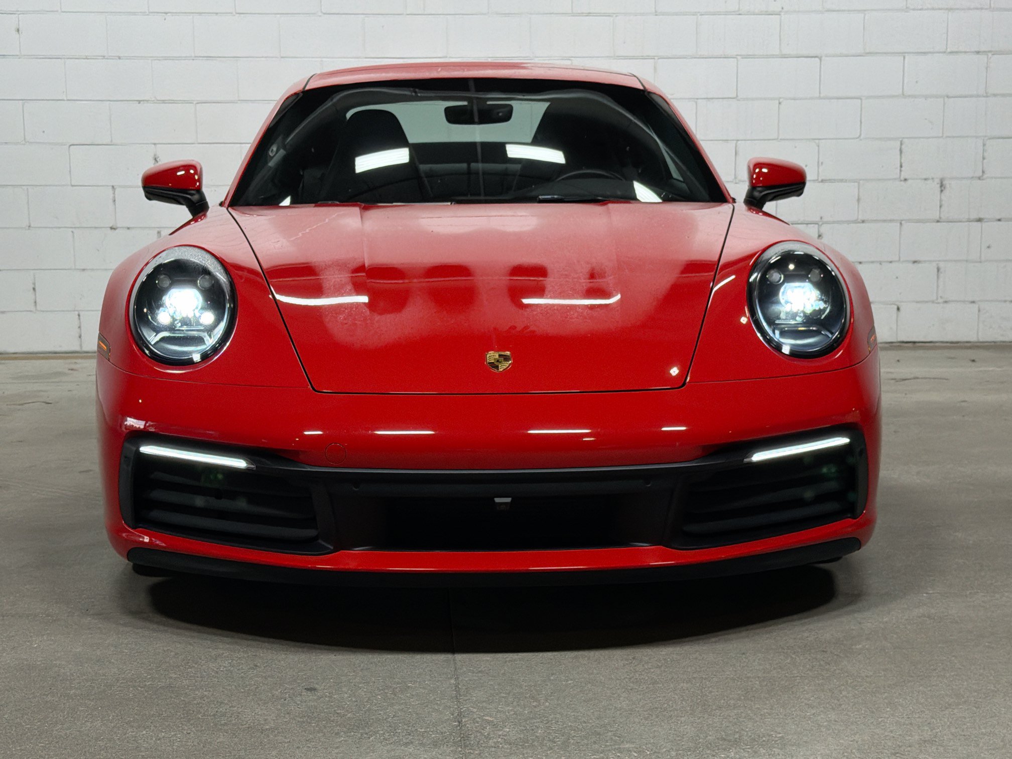Certified 2024 Porsche 911 Carrera RWD image 9