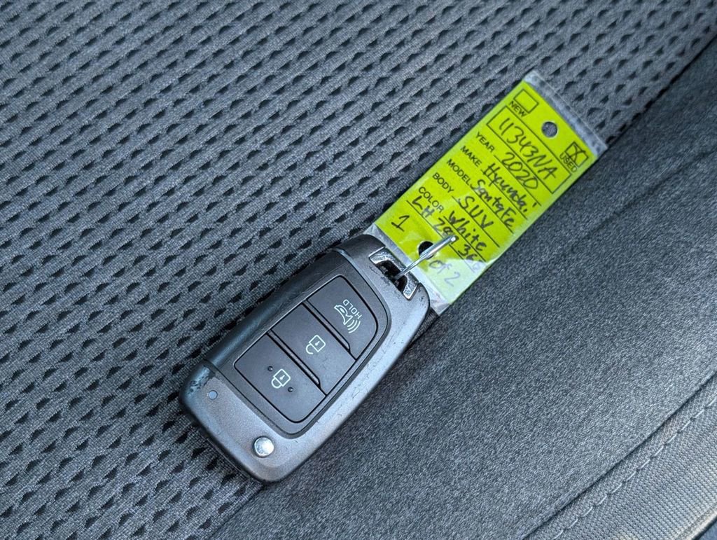 Used 2020 Hyundai Santa Fe SE image 44