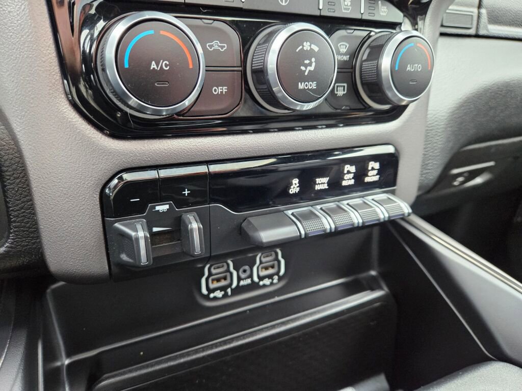 Used 2020 RAM 1500 Sport w/ Level 2 Equipment Goup w/2_L image 26