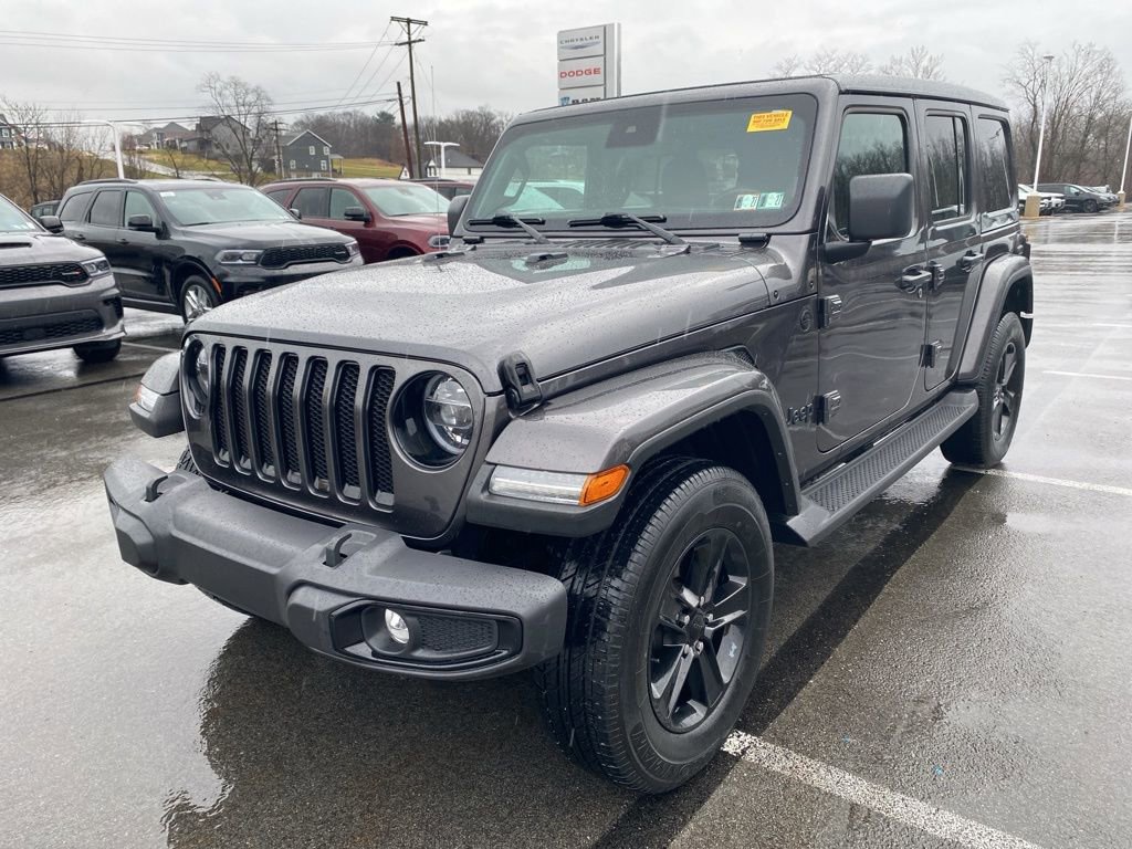 Used 2022 Jeep Wrangler Unlimited Sahara image 7