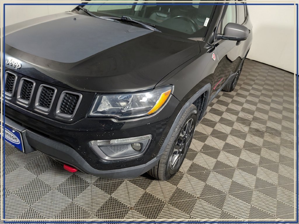 Used 2020 Jeep Compass Trailhawk w/ Leather Interior Group AWD/4WD image 9