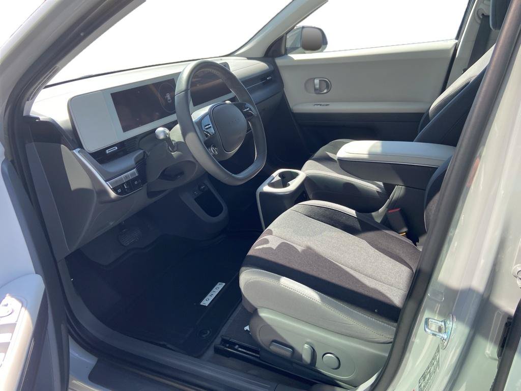 Used 2024 Hyundai Ioniq 5 SE AWD/4WD image 8