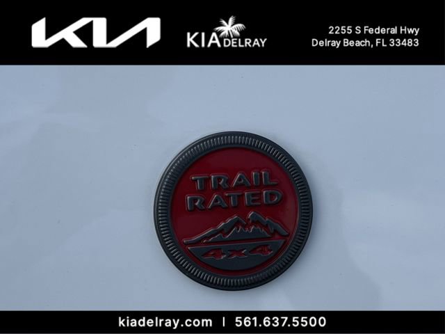 Used 2022 Jeep Compass Trailhawk w/ Trailhawk Convenience Group image 11