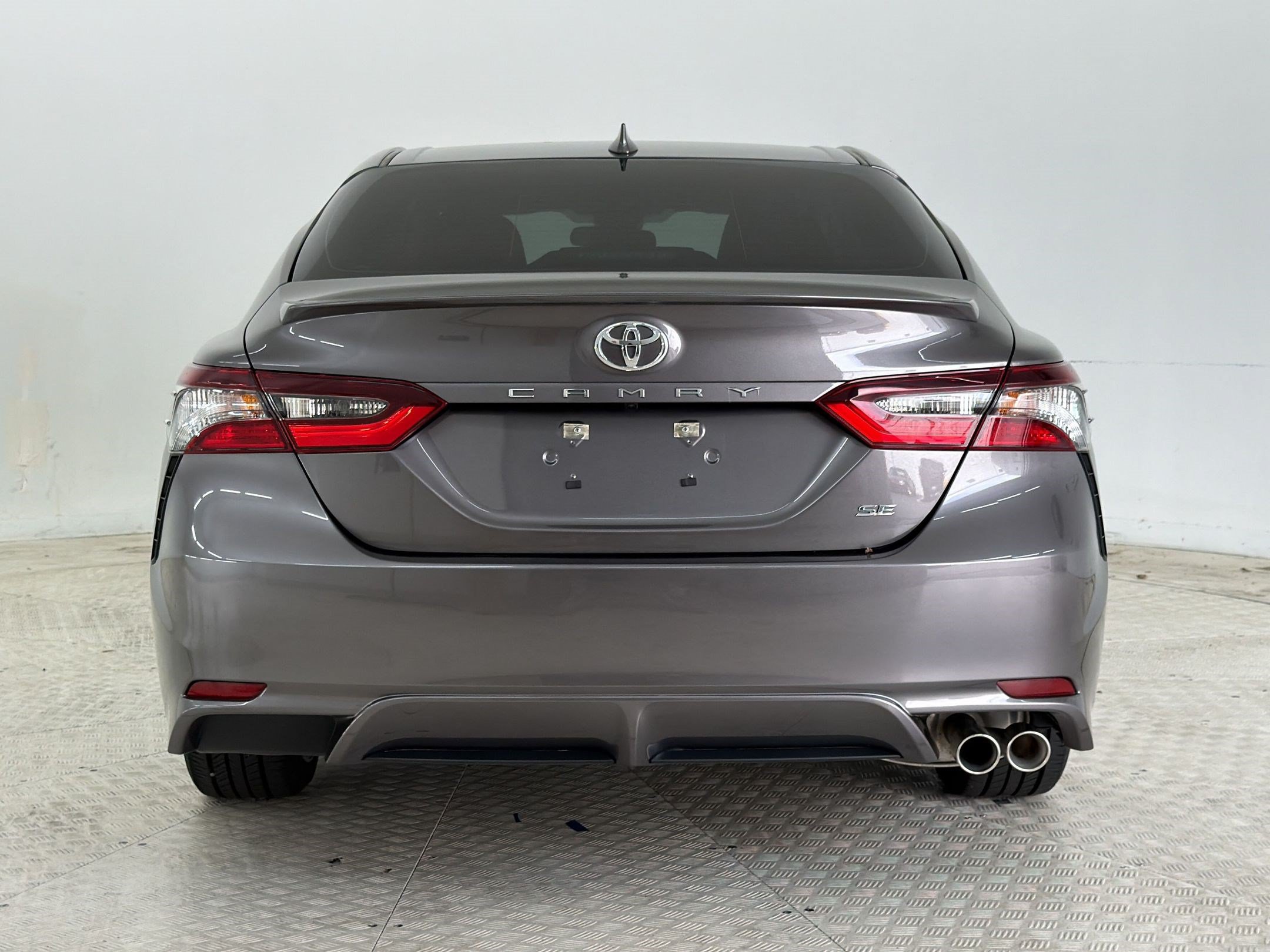 Used 2023 Toyota Camry SE FWD image 10