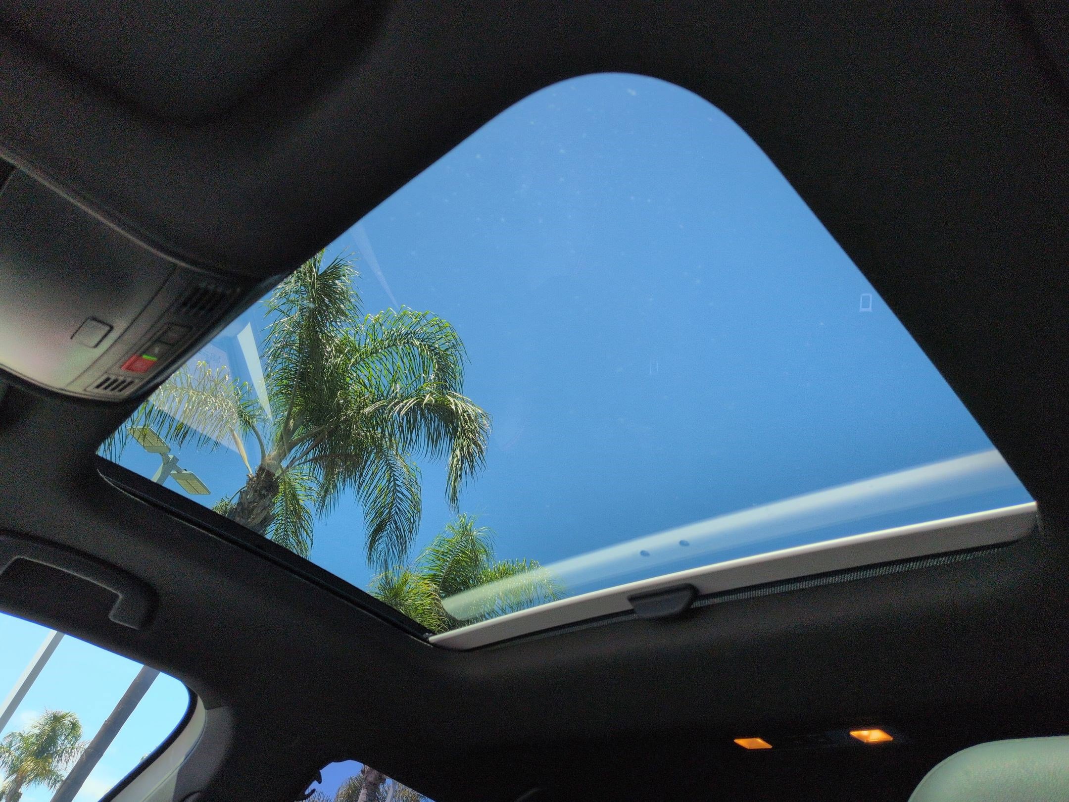 Used 2024 Volkswagen Jetta GLI Autobahn w/ GLI Black Package image 27