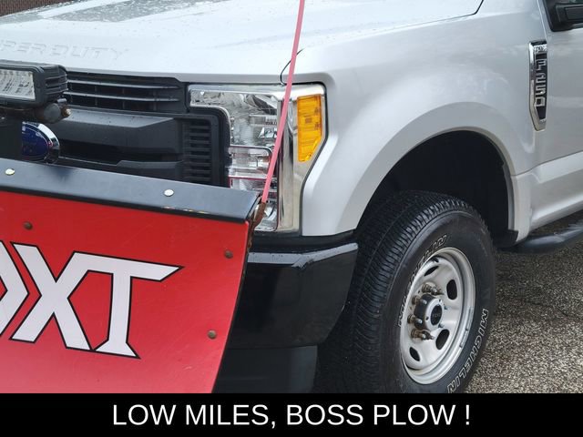 Used 2017 Ford F250 XL w/ Snow Plow Prep Package image 9