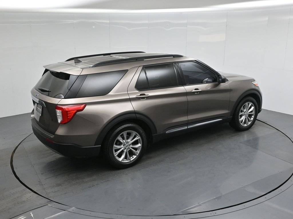 Used 2021 Ford Explorer XLT w/ Equipment Group 202A RWD image 39