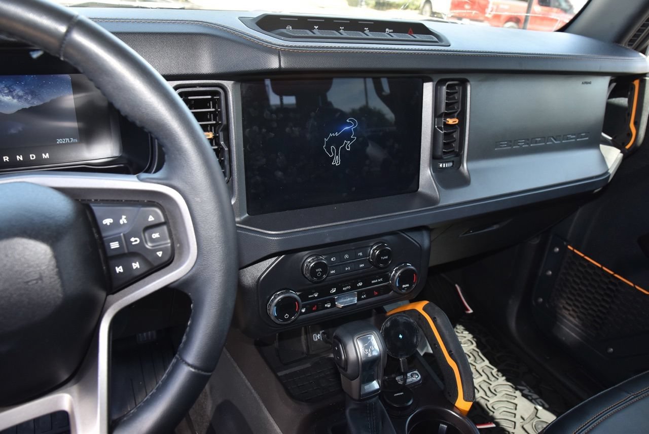 Used 2024 Ford Bronco Badlands AWD/4WD image 8