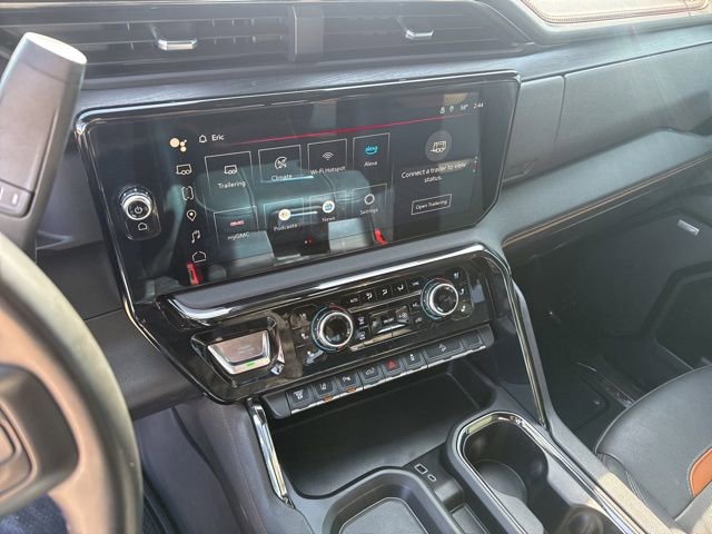 Used 2024 GMC Sierra 2500 AT4 w/ Technology Package image 28