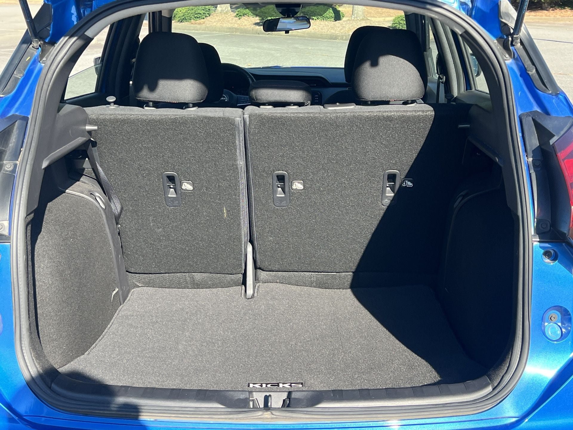 Used 2024 Nissan Kicks SR FWD image 18