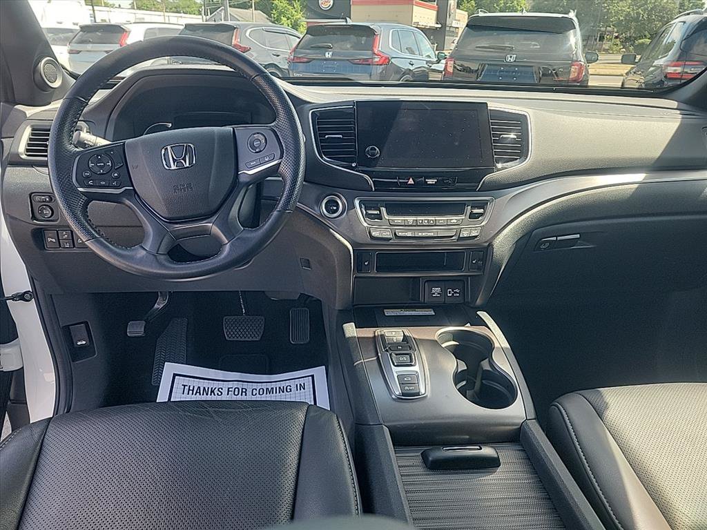 Used 2023 Honda Passport EX-L image 11